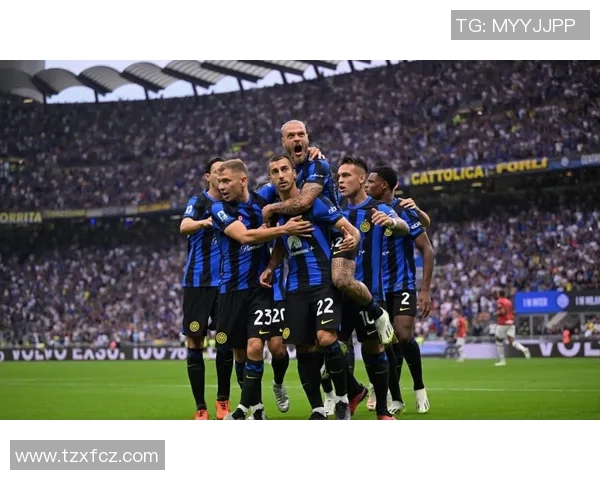 巴塞罗那与国际米兰激战在即球迷期待精彩对决与战术较量 巴塞罗那与国际米兰激战在即球迷期待精彩对决与战术较量